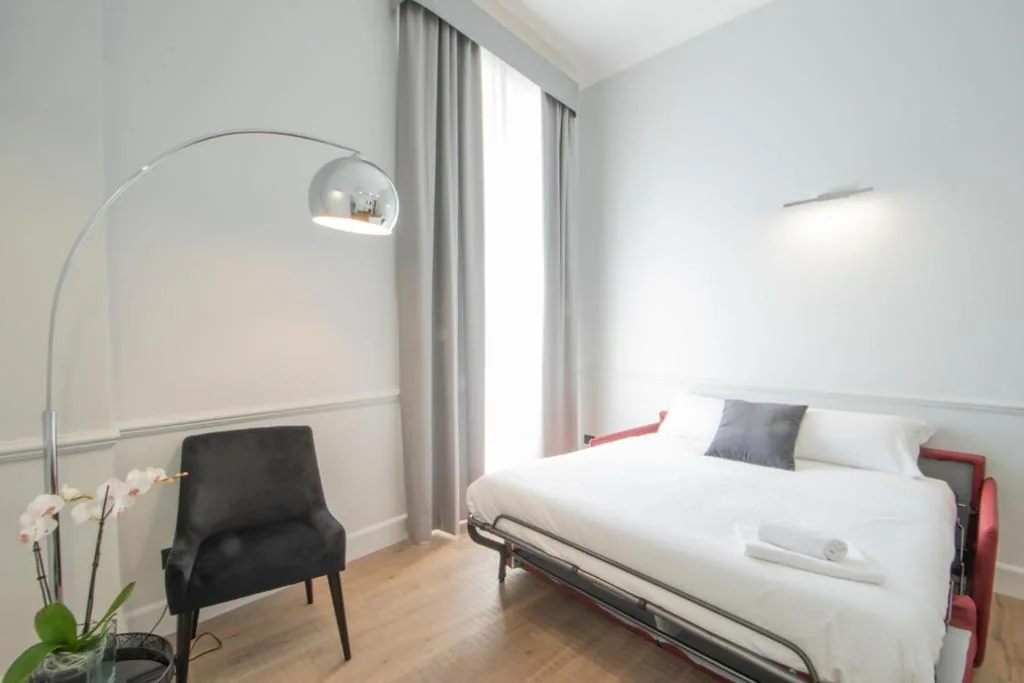 Suite — Gemini Suites Navona