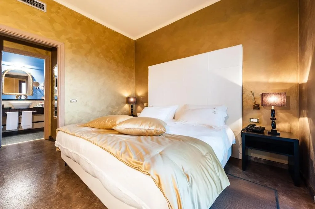 Suite Gold con Terrazza — Phi Hotel Corte delle Terme