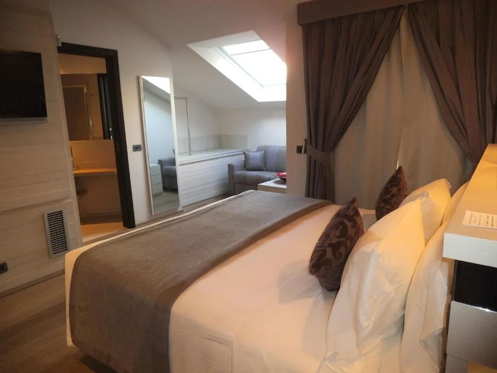 Suite — Hotel Ariston & Apartments