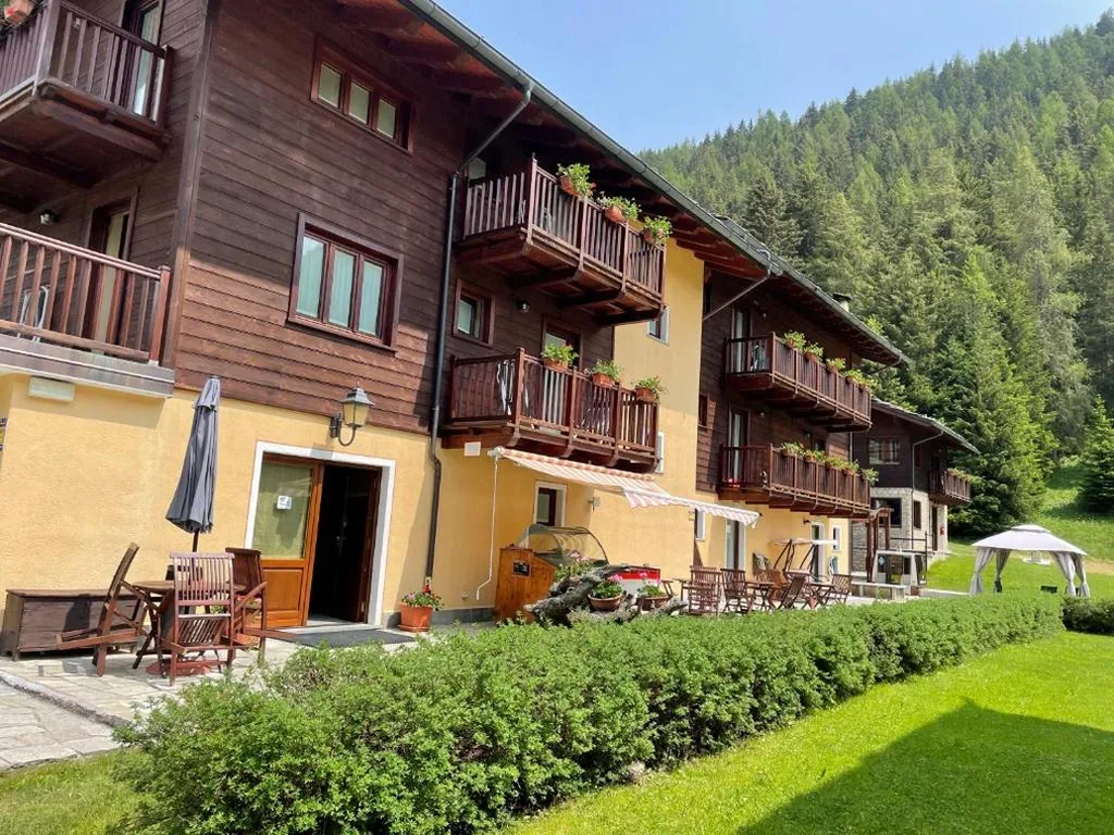 Suite — Hotel Le Petit Abri