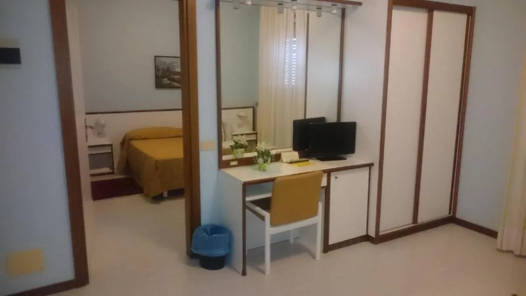 Suite — Hotel Liliana Andora citr 9006-0004
