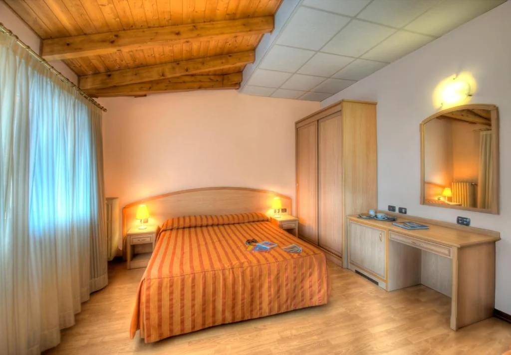 Suite — Hotel Residence Dei Fiori