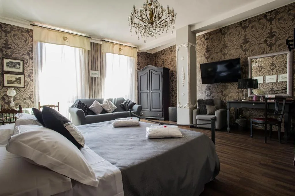 Suite — Hotel Residenza In Farnese
