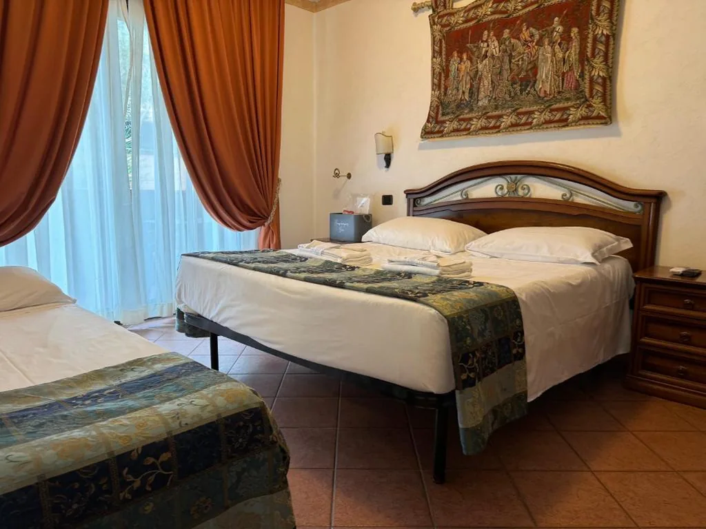 Suite King con 2 Camere da Letto — EURO HOUSE INN airport