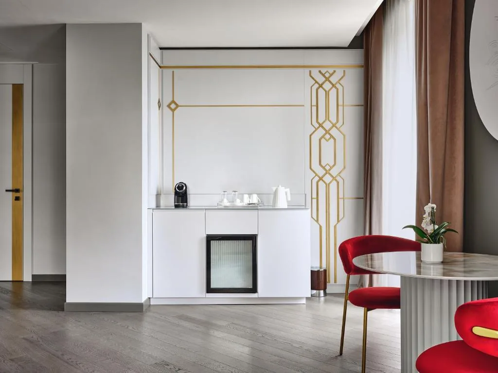 Suite King con Balcone — Boutique Hotel Stresa