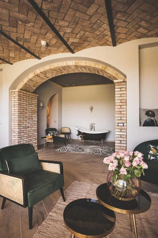 Suite King con Balcone — Relais Almaranto