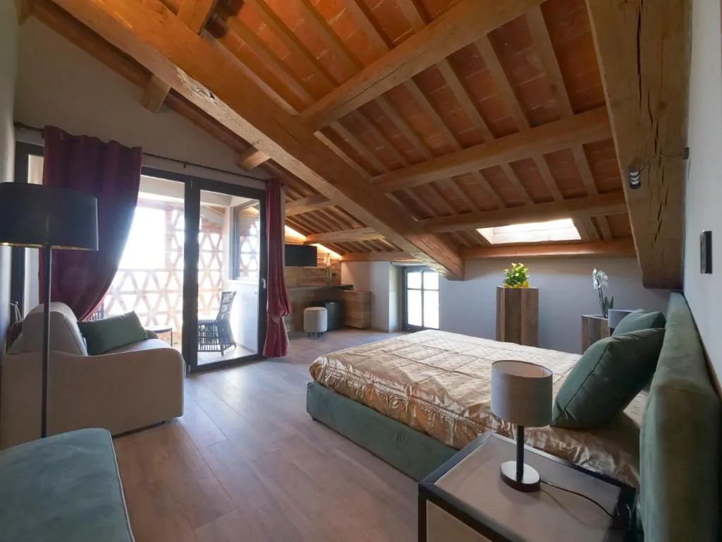 King Suite with Balcony — Relais Colle Messino Briaglia Mondovì