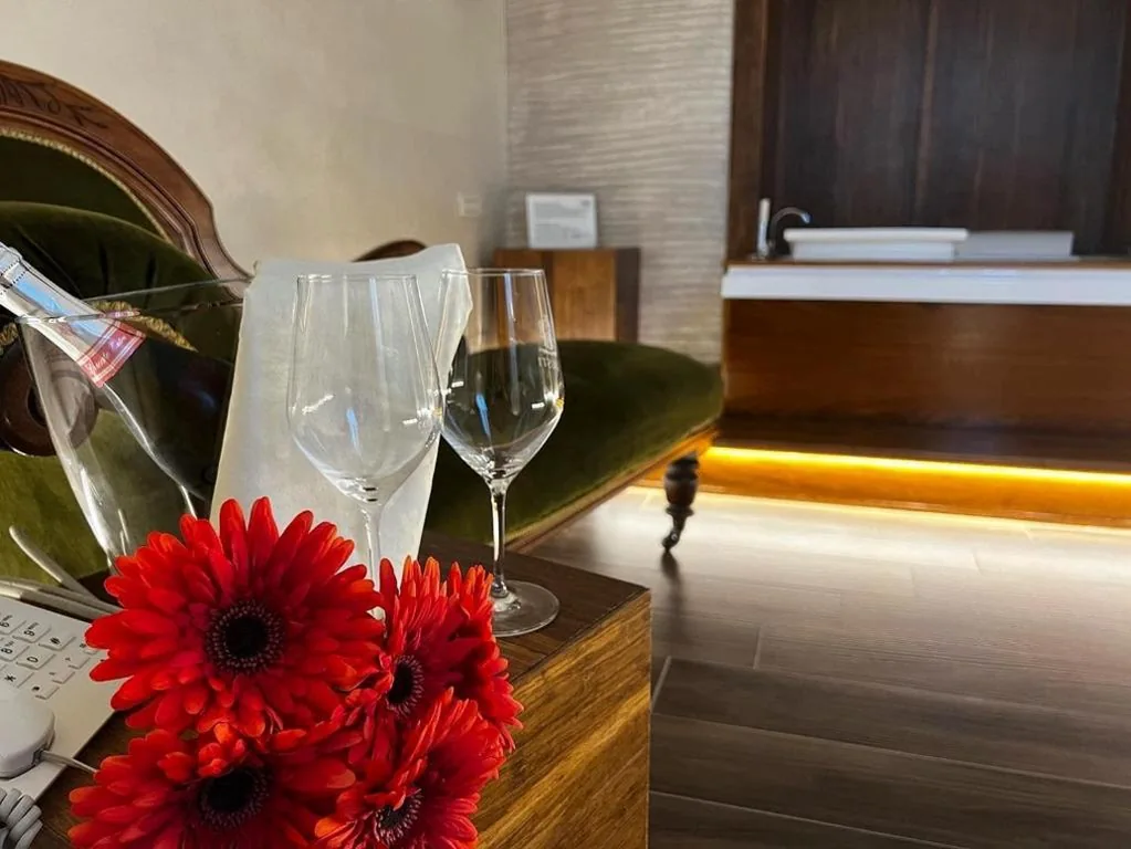King Suite with Hot Tub — Hotel Fiuggi Terme Resort & Spa