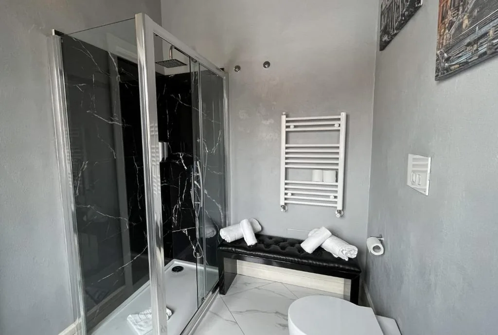 Suite King con Vasca Idromassaggio — Rhome Luxury suite