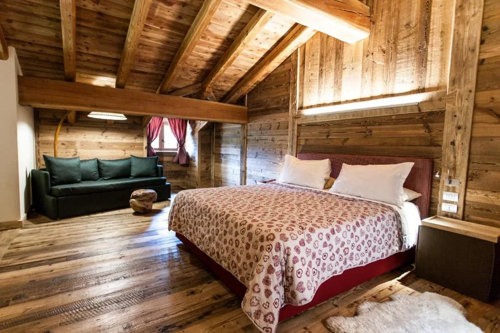 Suite King Deluxe — Chalet Eden Eco Hotel, Restaurant & Wellness
