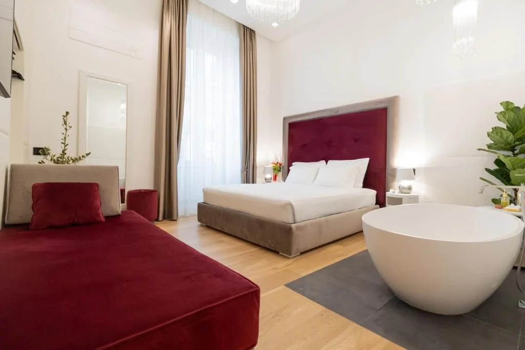 Suite King Deluxe — Domus Aurea Luxury Suites