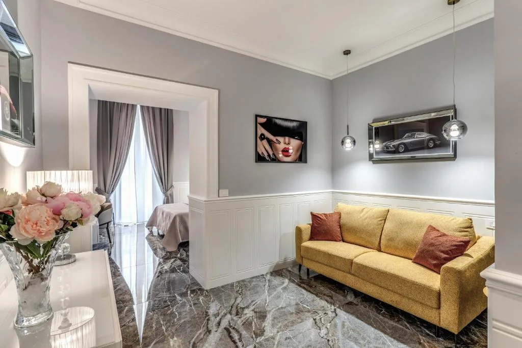 Deluxe King Suite — Rome55 – Piazza di Spagna