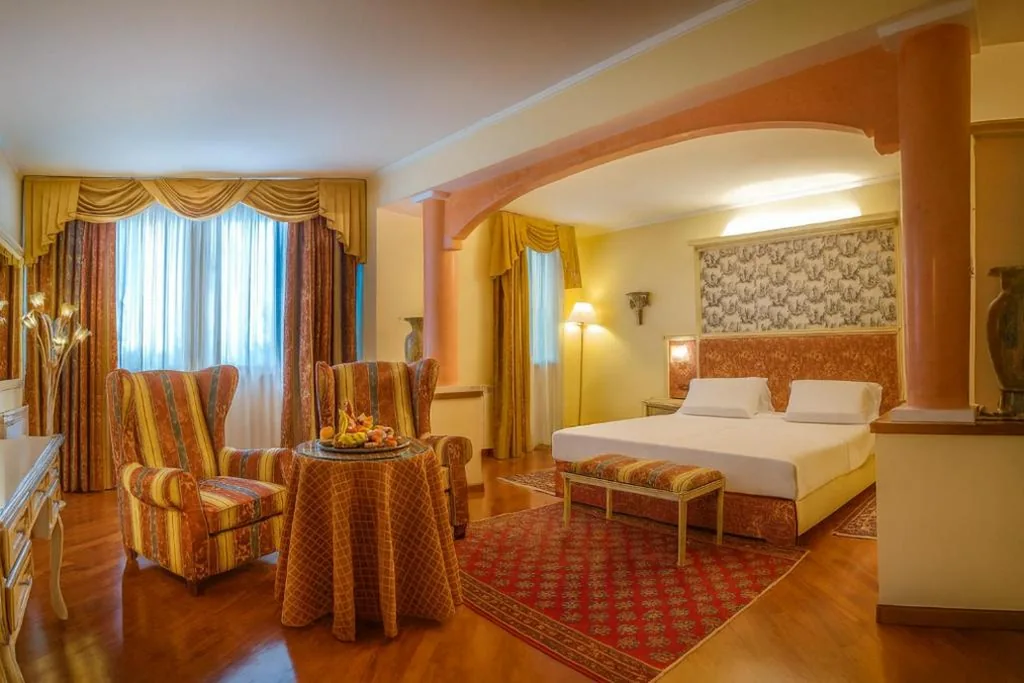 Suite King — LVG Hotel Collection – La Bussola