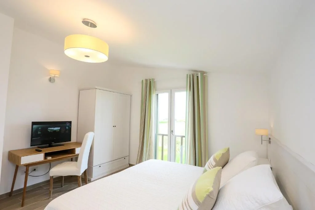 Standard Double Suite — Bed and Breakfast Country Cottage