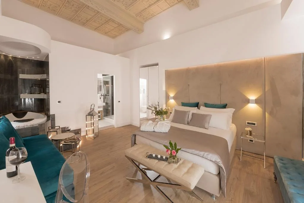 Suite — Navona Style