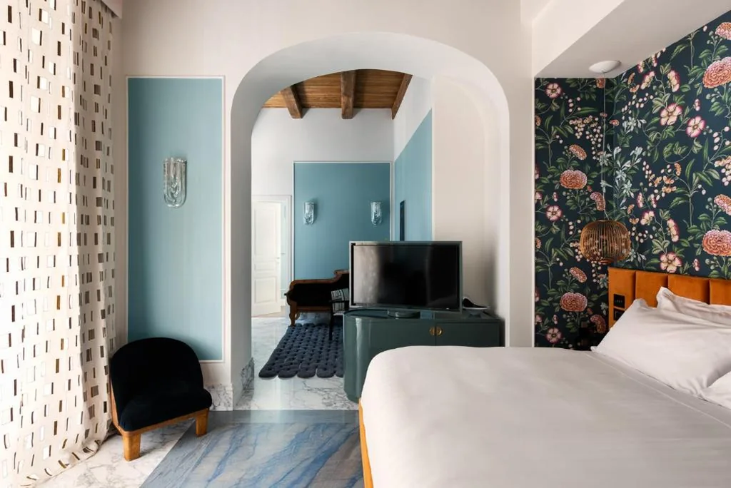 Suite — Nus Hotel Poerio