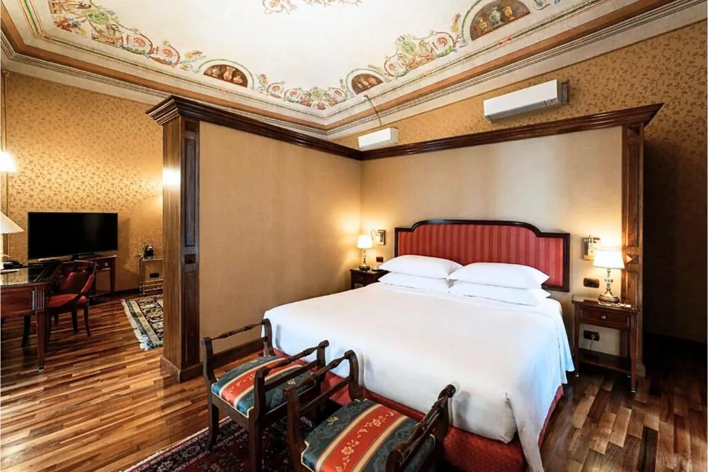 Suite — Phi Hotel Principe