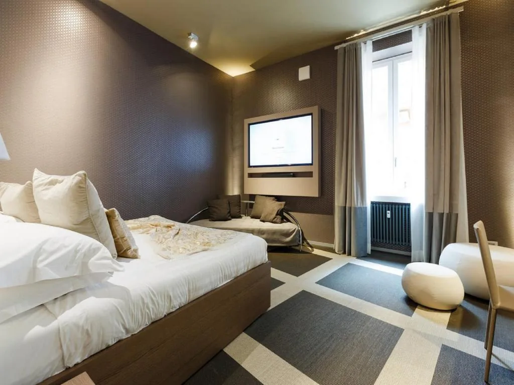 Presidential Suite — Private Luxury Suites