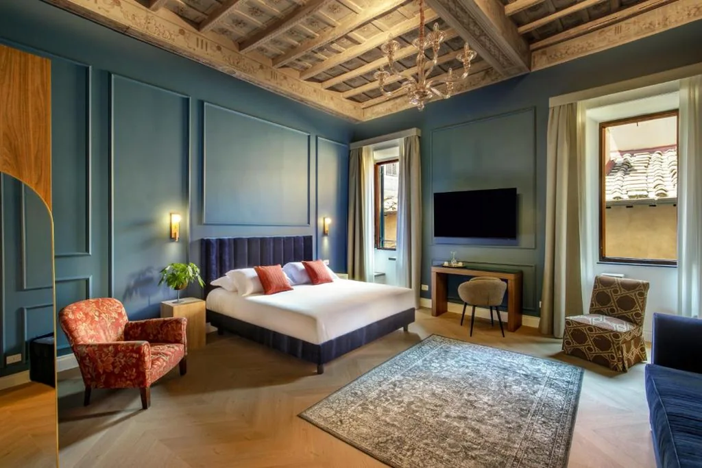 Queen Deluxe Suite — The right place 4u – Casa Truman Collection – Sole Savelli Boutique GuestHouse