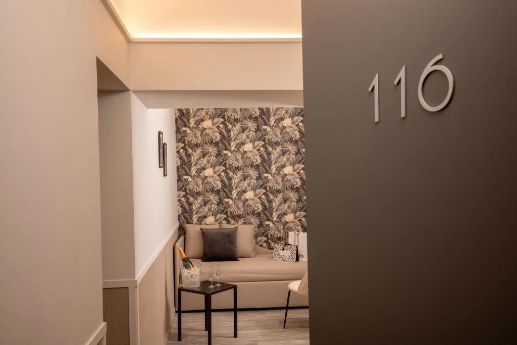 Suite — Sophie Terrace Hotel
