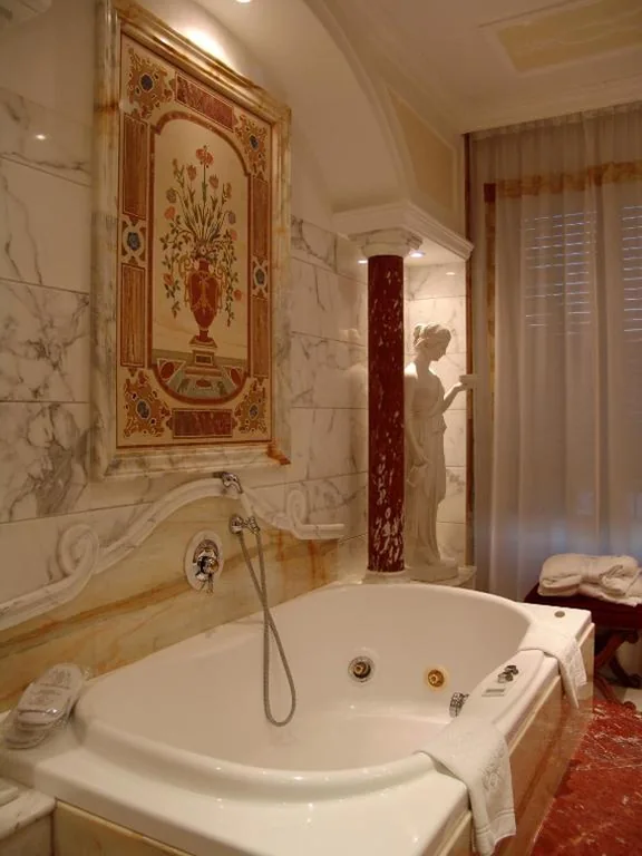 Suite Superior — Grand Hotel des Iles Borromées & SPA