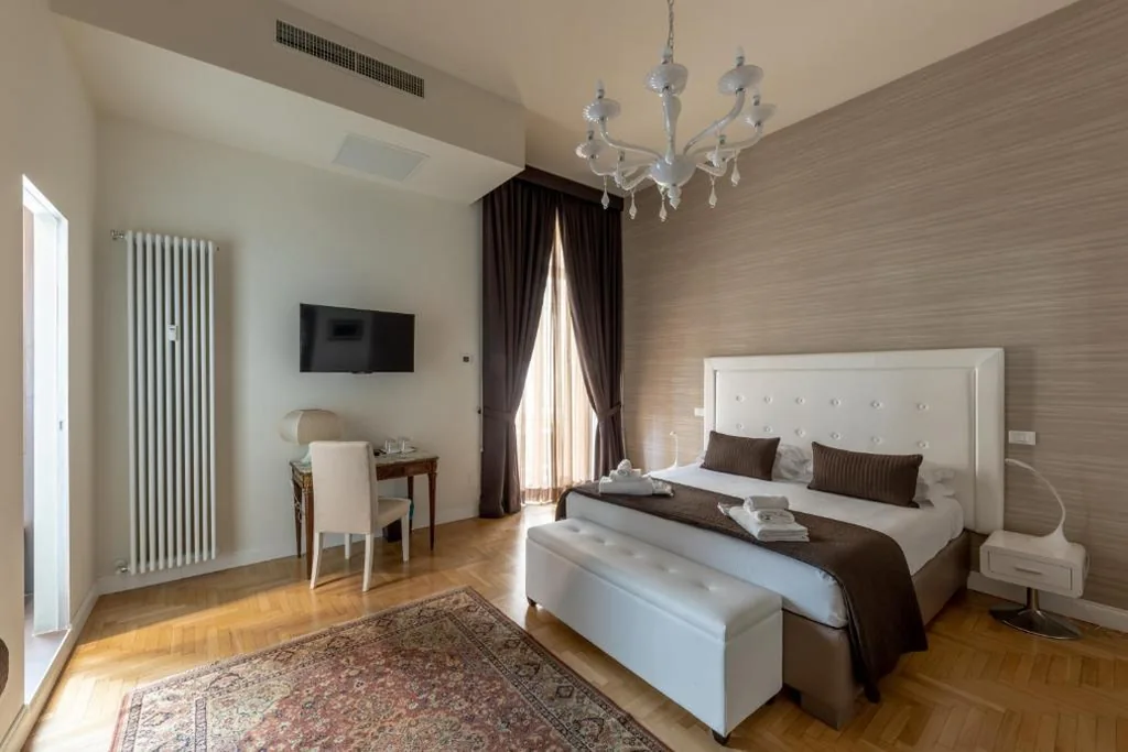 Superior King Suite — Blue Inn Luxury Suites