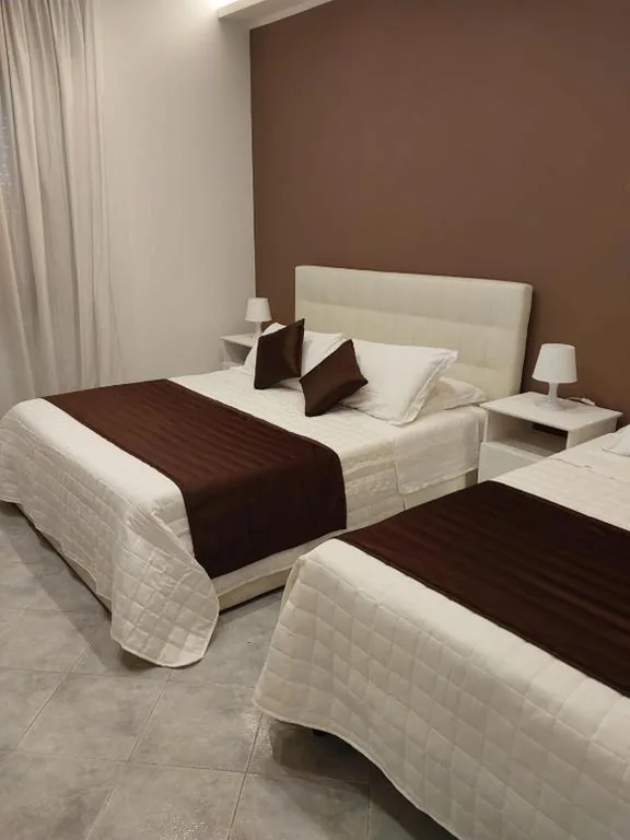 Suite Superior King — King Suite – con condizionatori vicino Aeroporto e Fiera di Roma