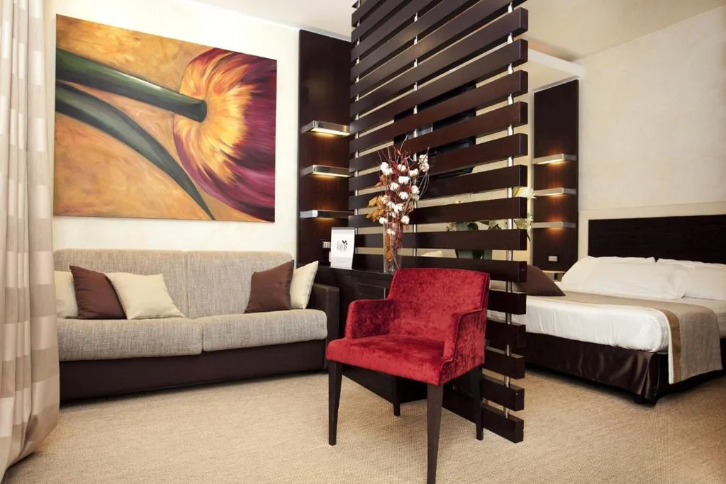 Suite Superior — Les Fleurs Luxury House