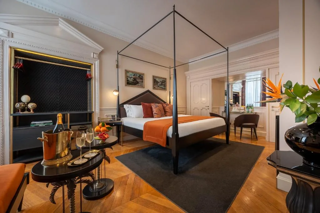 Suite — Torre Argentina Relais – Residenze di Charme