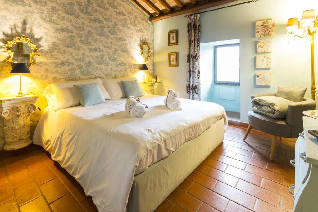 Suite — Torre Di Vico Residenza D’Epoca