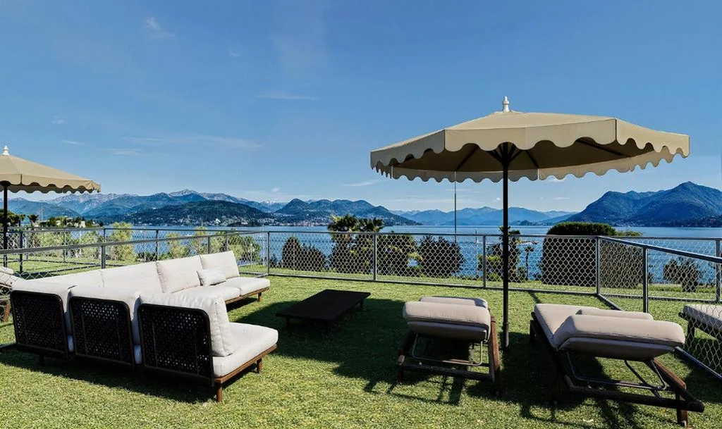 Suite with terrace and Lake View — Grand Hotel Bristol