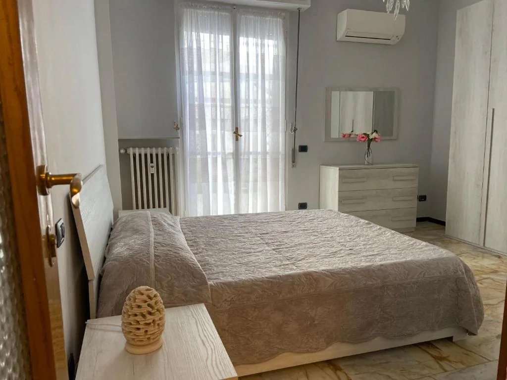 SUNNY APARTMENT with big terrace — foto 3