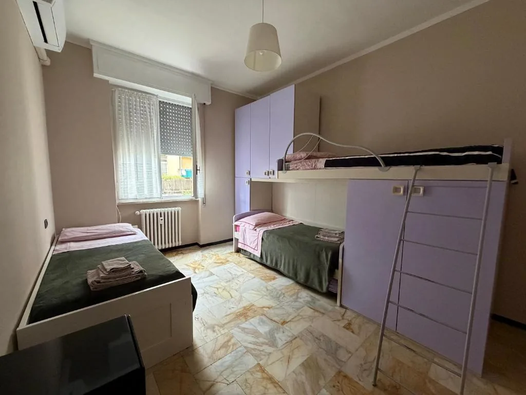 SUNNY APARTMENT with big terrace — foto 5