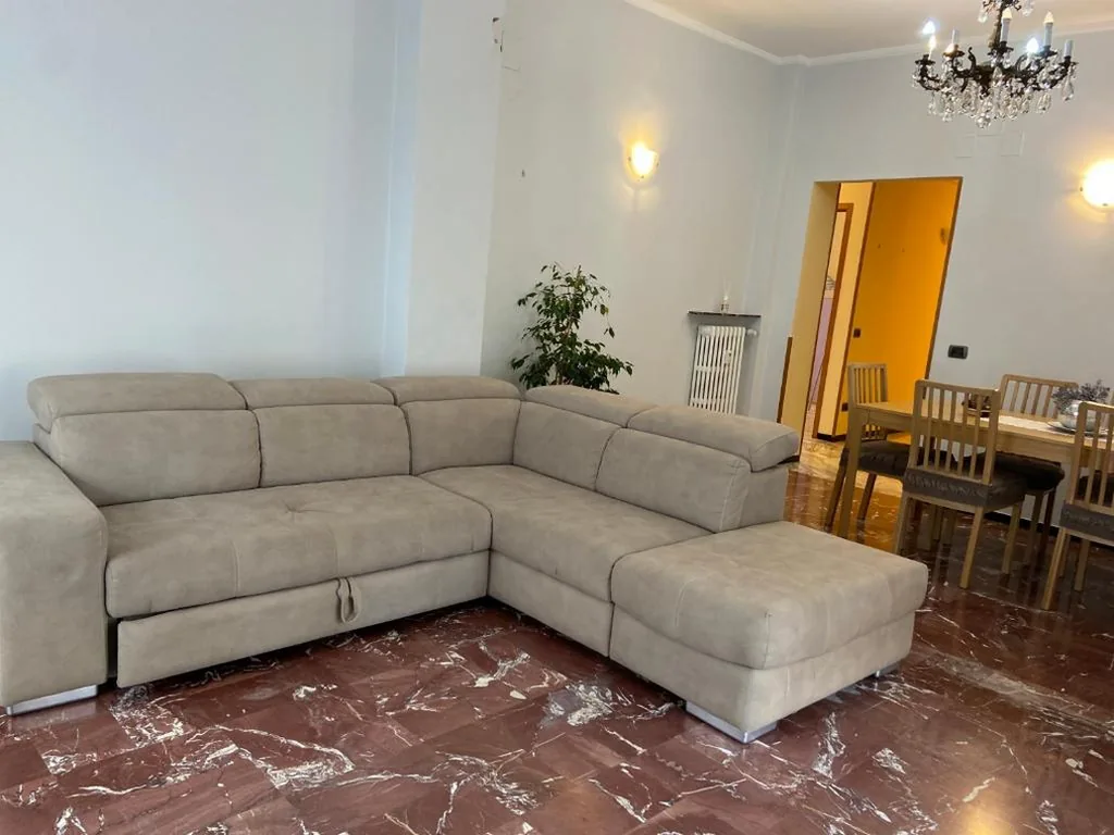 SUNNY APARTMENT with big terrace — foto 8