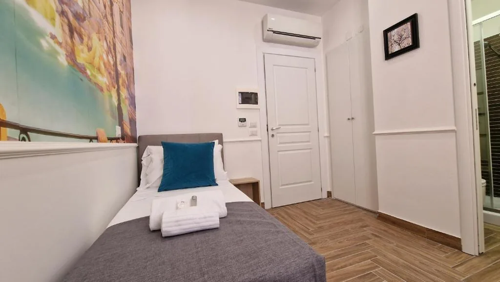 Susy’s Guest House – Room Trevi — foto 8
