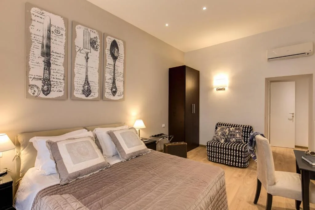 Sweet Stay In Rome