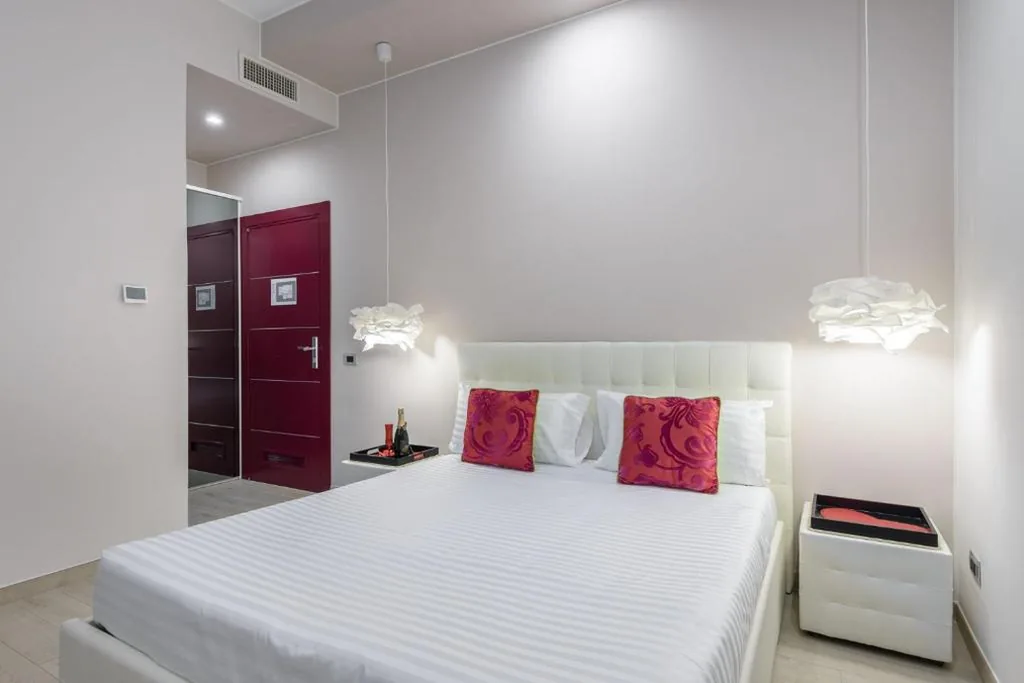 Tama Rooms