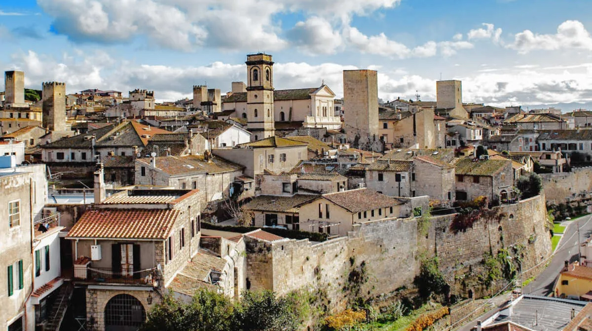 Tarquinia nella Tuscia, con le torri medievali e le necropoli etrusche UNESCO