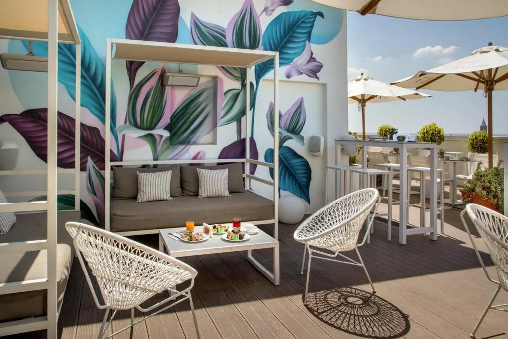 The Independent Hotel — foto 6