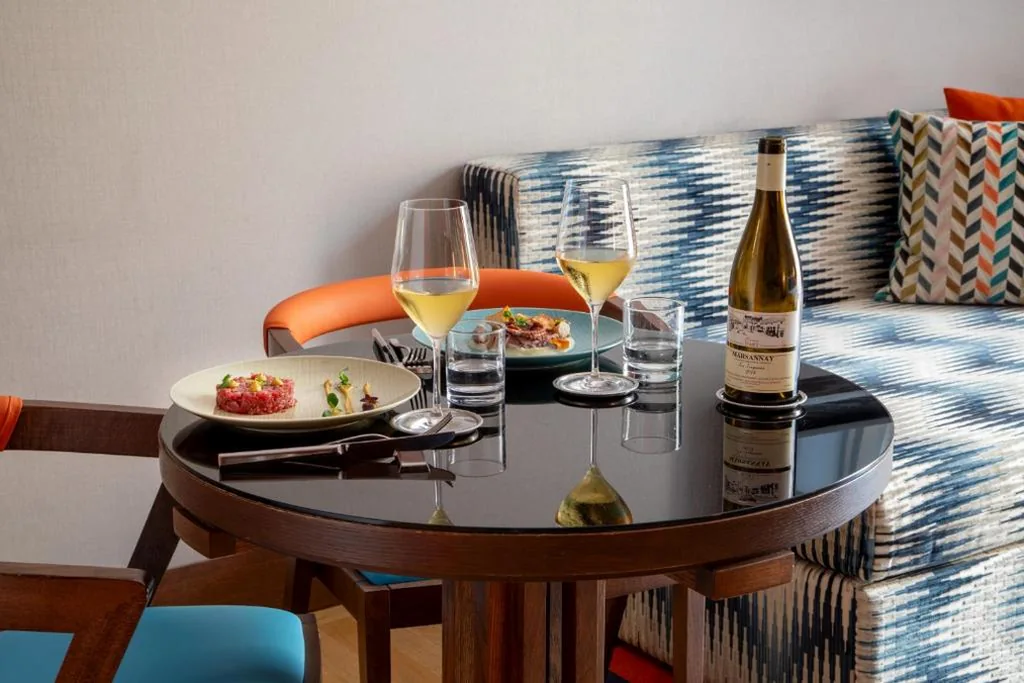 The Independent Hotel — foto 8