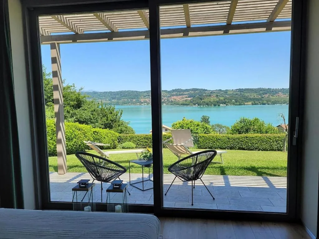The Lake House