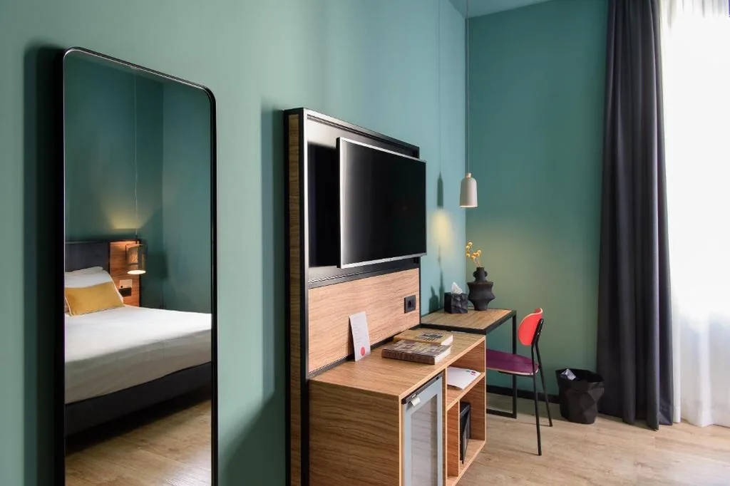 The Poet Hotel — foto 8