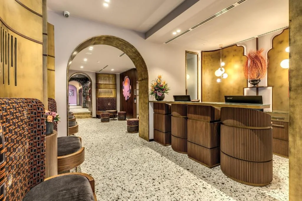 THE STEPS Hotel – by Eitch Collection