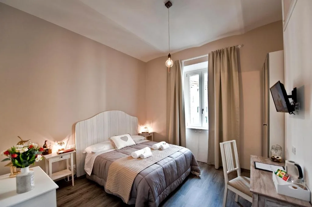 TinkerBell GuestHouse