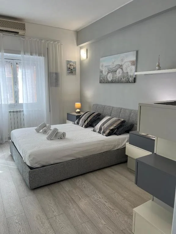 TopVaticanApartment