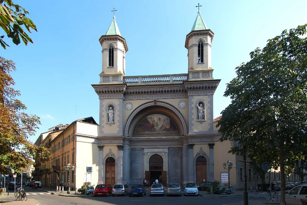 Il quartiere San Salvario a Torino, tra il Parco del Valentino e i locali