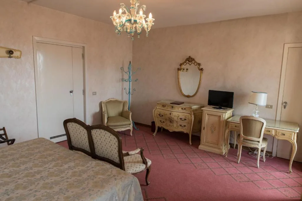 2 Interconnecting Rooms — Grand Hotel Tamerici & Principe