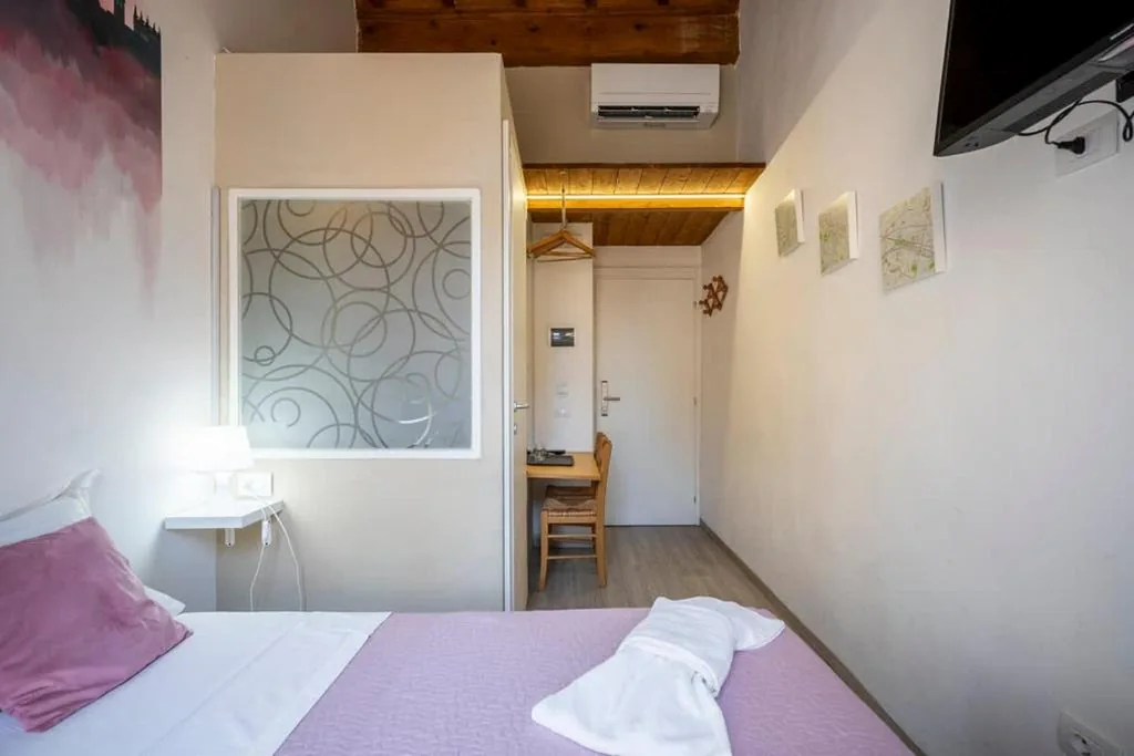 21 Duomo – Camera con bagno privato — foto 5