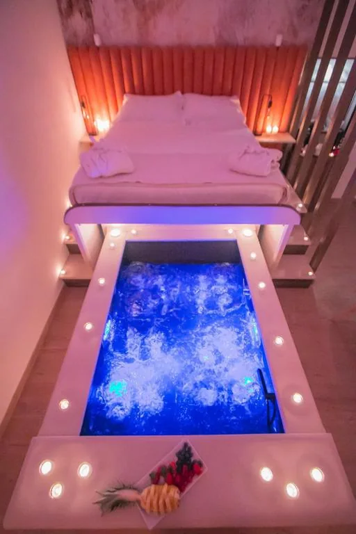 Alma Suites – Jacuzzi Livorno — foto 7
