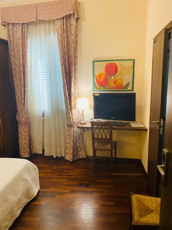 Spacious Double Room — Affittacamere Mazzini 78